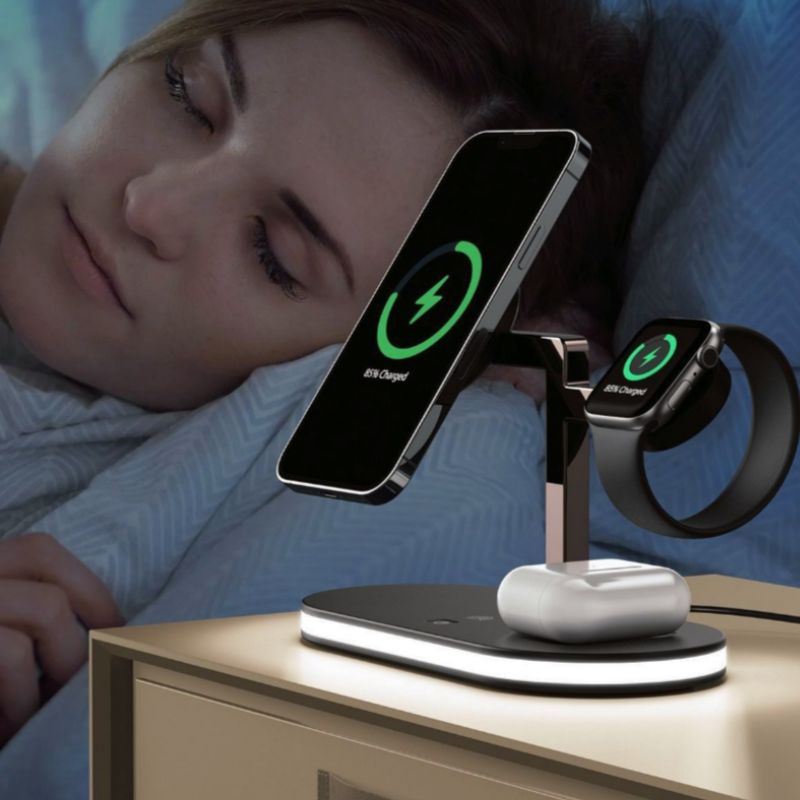 Station de Recharge 3-en-1 Compacte avec Fonction Veilleuse